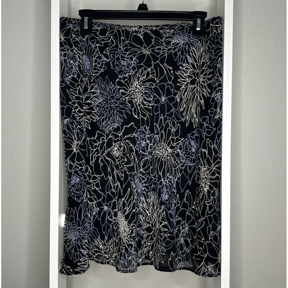 Casual Corner Skirt Womens 10 Black White Blue Textured Chiffon Line